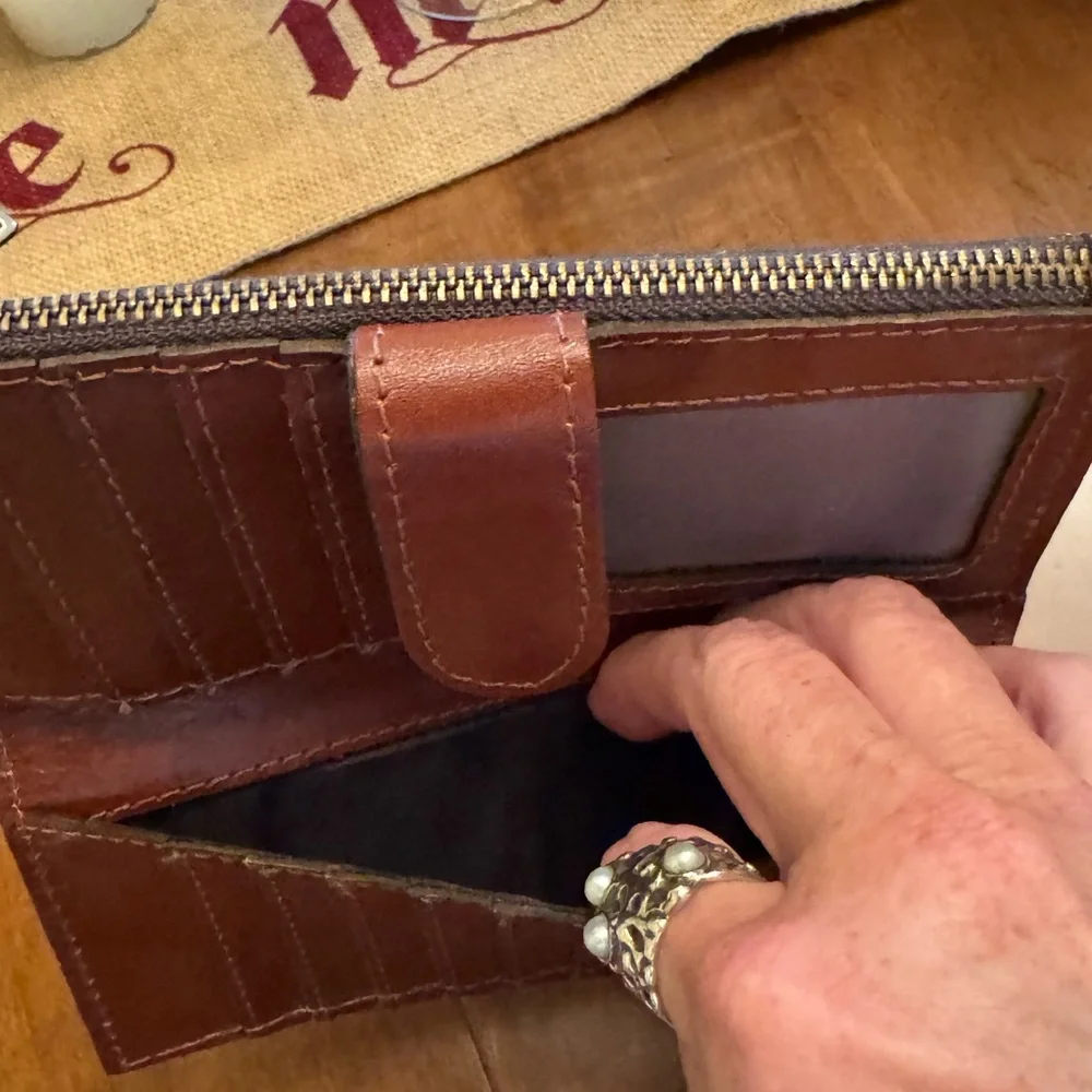 Patricia Nash Blue and Brown Floral Wallet - Picture 4 of 7
